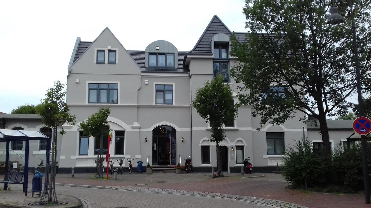Historisches Hotel Wildeshauser Bahnhof ヴィルデスハウゼン エクステリア 写真